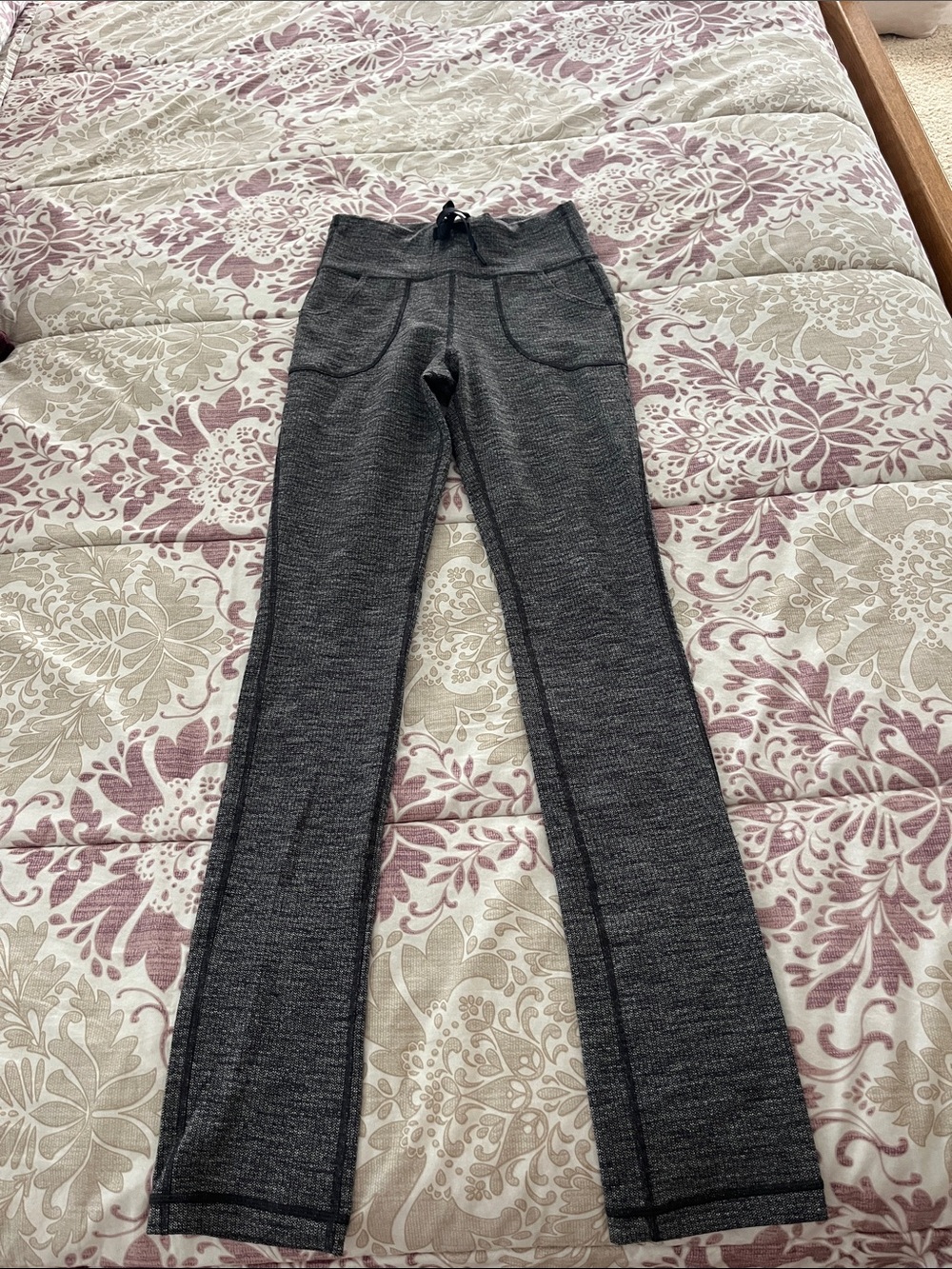 🖤 ➡️ Lululemon Skinny Will Pant | Size 6 | Full-On Luon 🖤➡️
